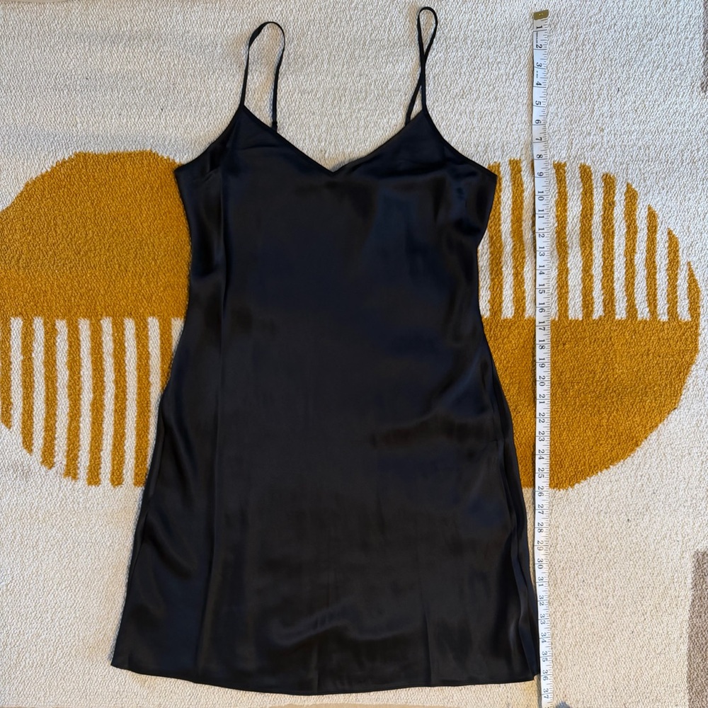 Quince 100% washable silk mini slip dress